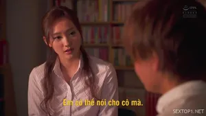 Em gái tò mò liếm cặc anh trai và cái kết