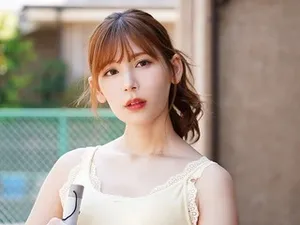 Cháu trai đến ở nhà chú để ôn thi đại học và gặp được người dì đang thiếu thốn